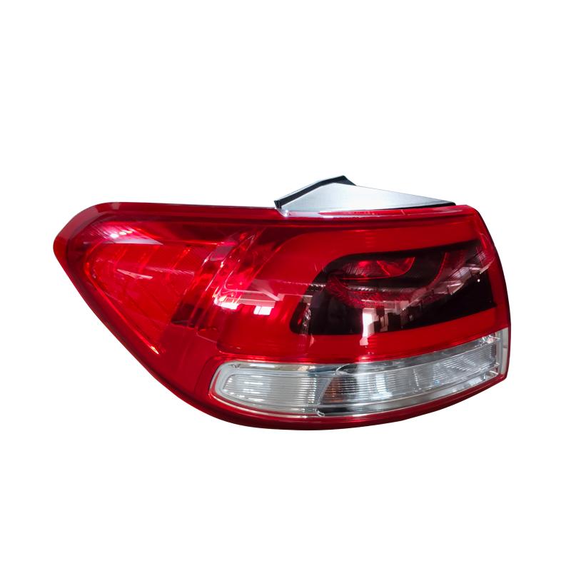 Taillamp - 92402-C6000