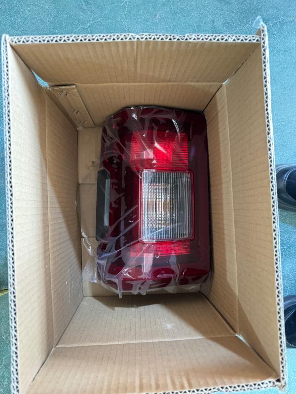 TAIL LAMP LH/RH
