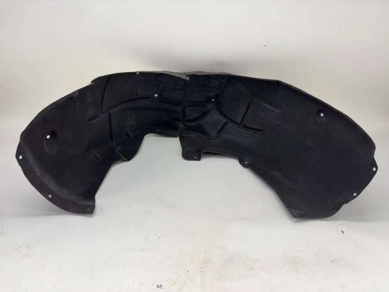Rear fender lining-right
