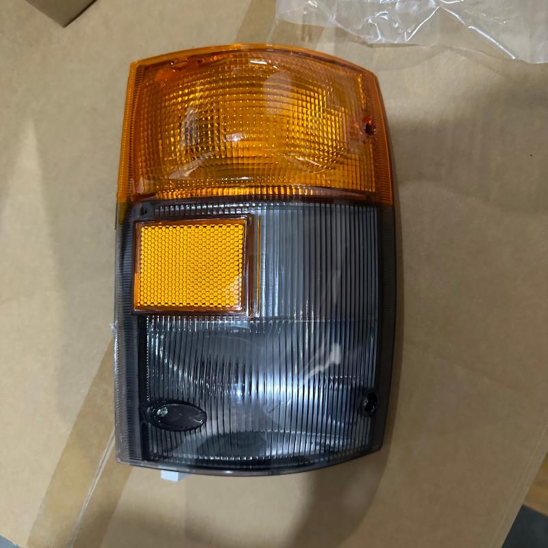 CORNER LAMP RH