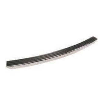 Rear bumper step pad (w/chrome trim)