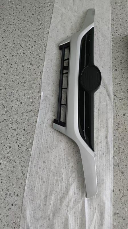 FRONT GRILLE GRAY - 53111-37700-GRAY - 3
