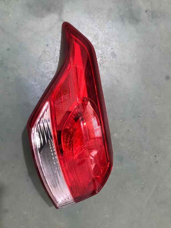 TAIL LAMP OUTER LH/RH