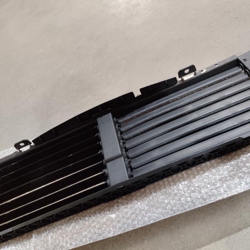Hood Scoop Active Shutter Grille - 60007022 - 3