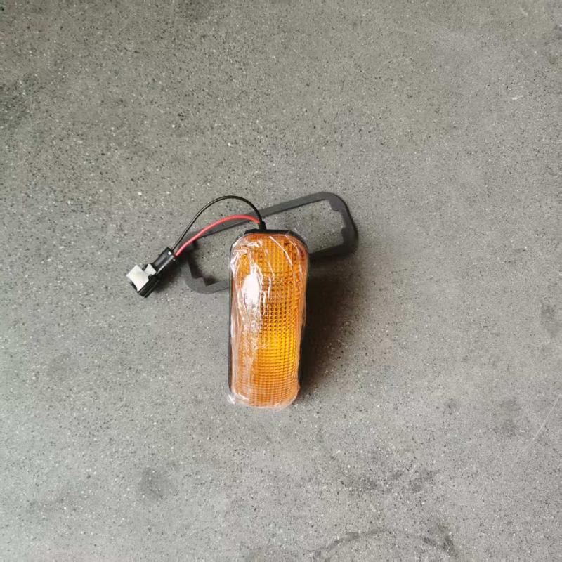 SIDE LAMP