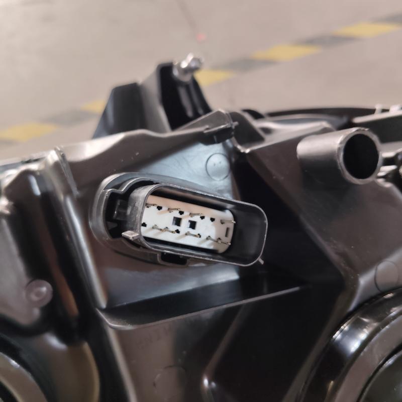 Faros - DS7Z-13008-B/ DS7Z-13008-A - 4