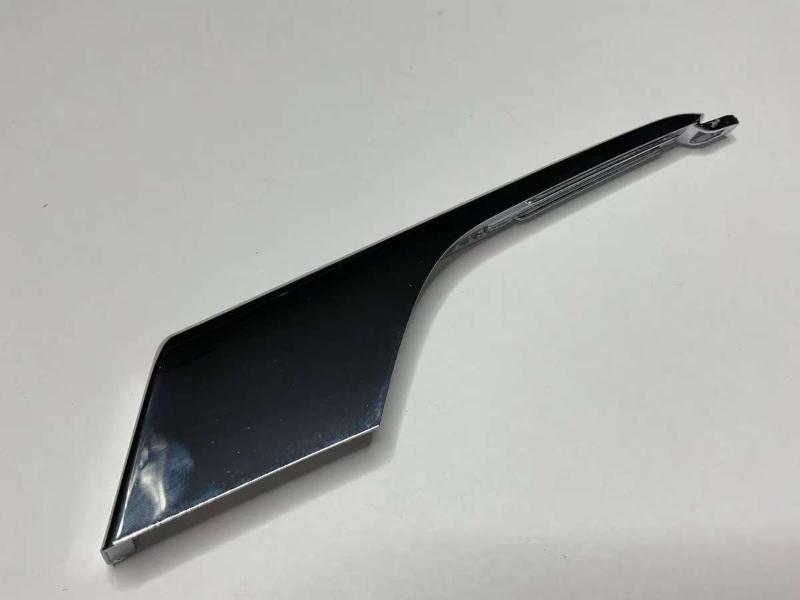 Fog lighting strip-right