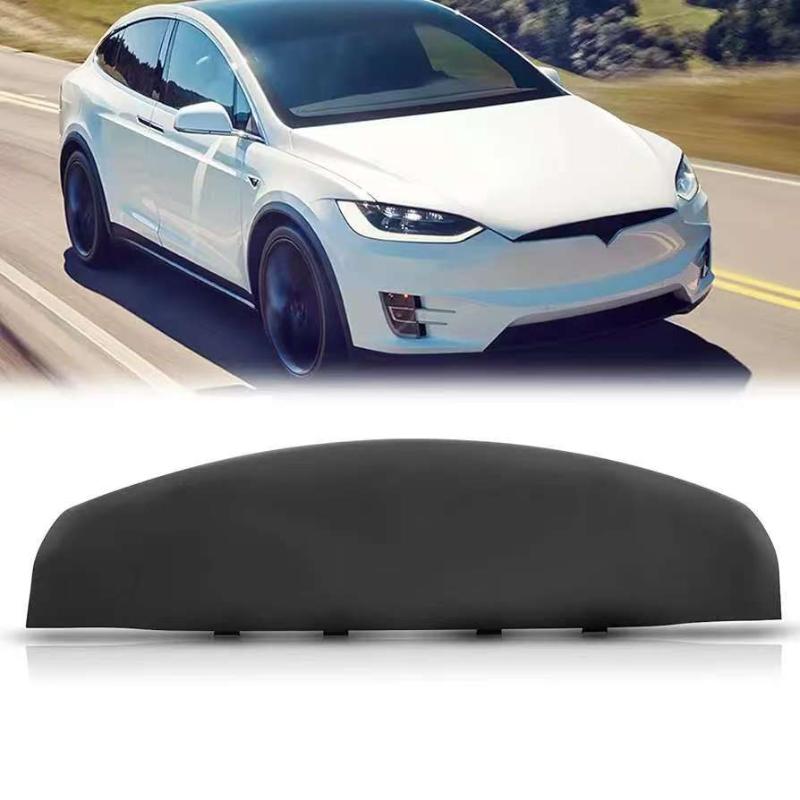 Front bumper chin trim panel