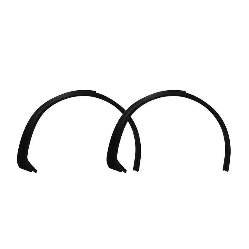 Rear door wheel arch-left