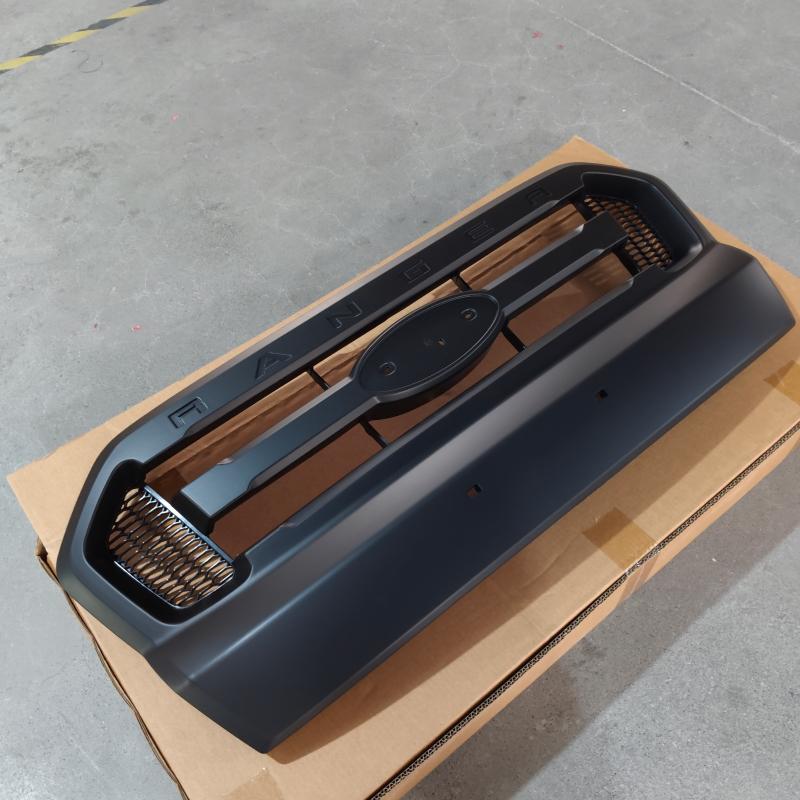 Front Grille Textured Leather-Like Surface - EB3B8W200 - 3