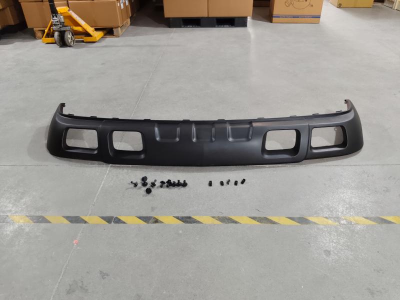 Air windshield spoiler under the front bar