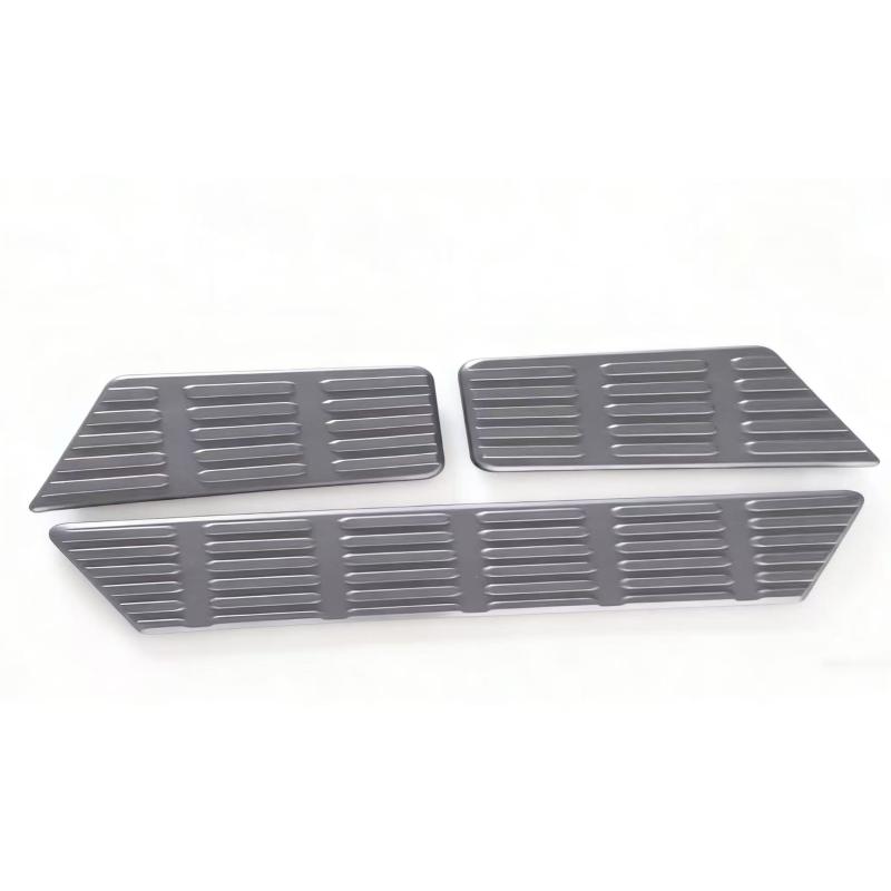 REAR BUMPER STEP PAD