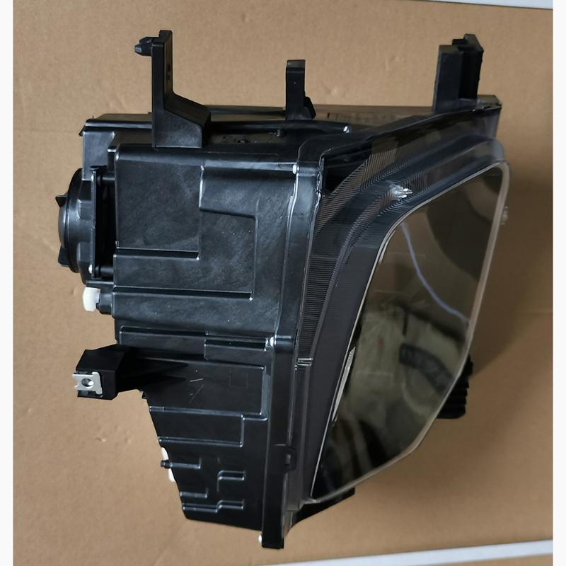 Headlight (Low Variant)