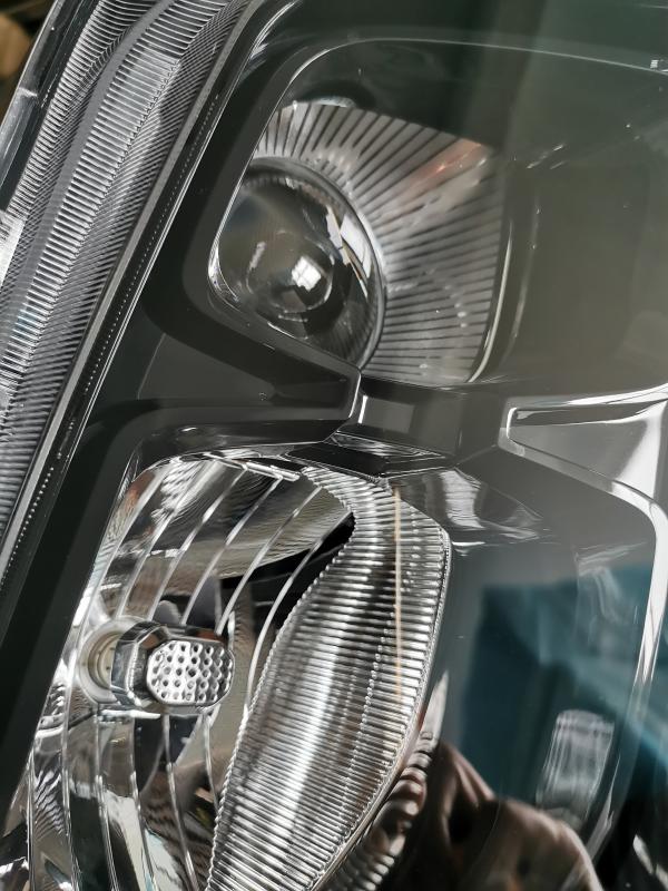 Headlight (Low Variant) - C00073847.C00073848 - 4