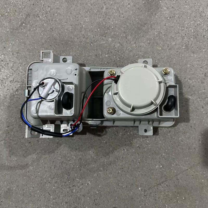FOG LAMP RH - MC933292 - 5
