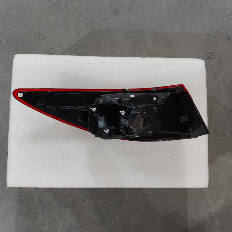 OUTER REAR LIGHT - MA2805113, MA2804113 - 5