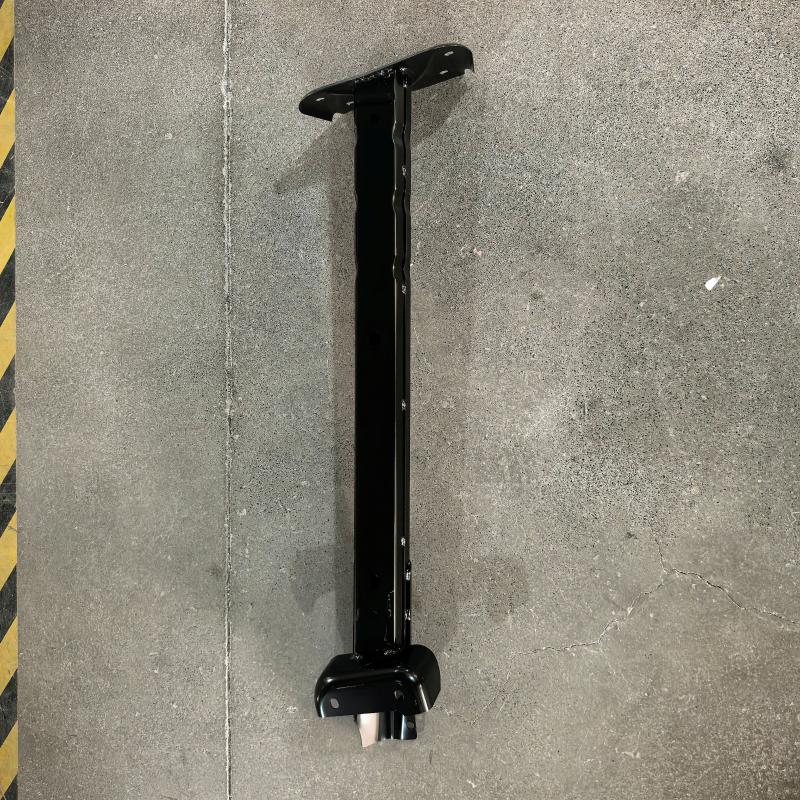 front beam - LK4Z6110121C R LK4Z6110120B - 4