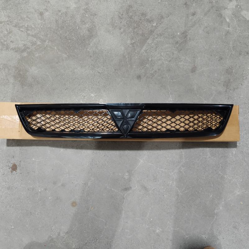 Front Center Grille