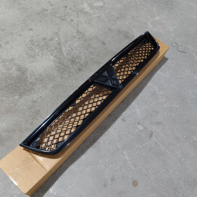 Front Grille Insert - SL-LS-001 - 3
