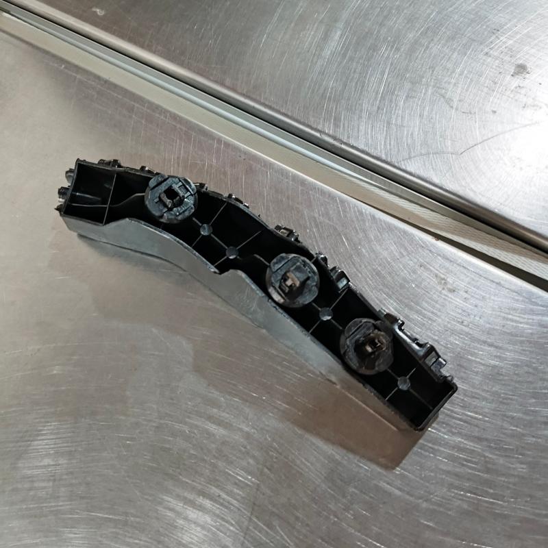 Front Bumper Bracket - 5182596AC/5182597AC - 5