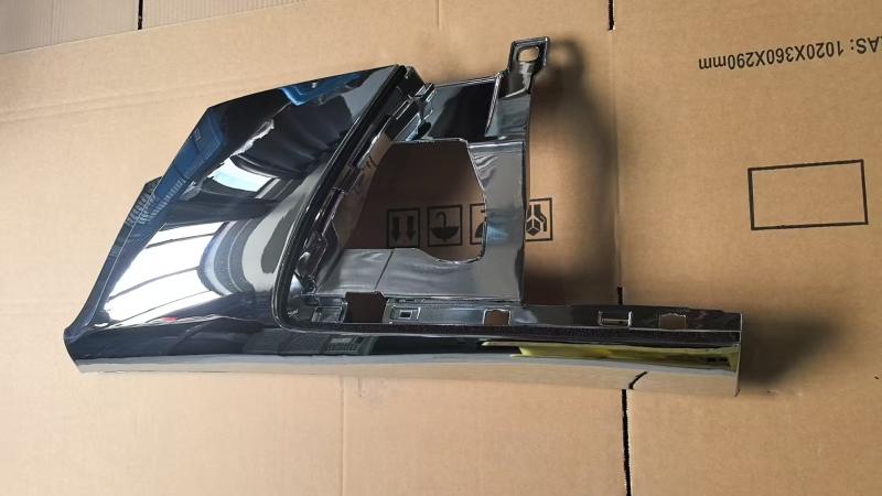 SIDE GUARD CHROME LH/RH - CA100158170/CA100158160 - 3