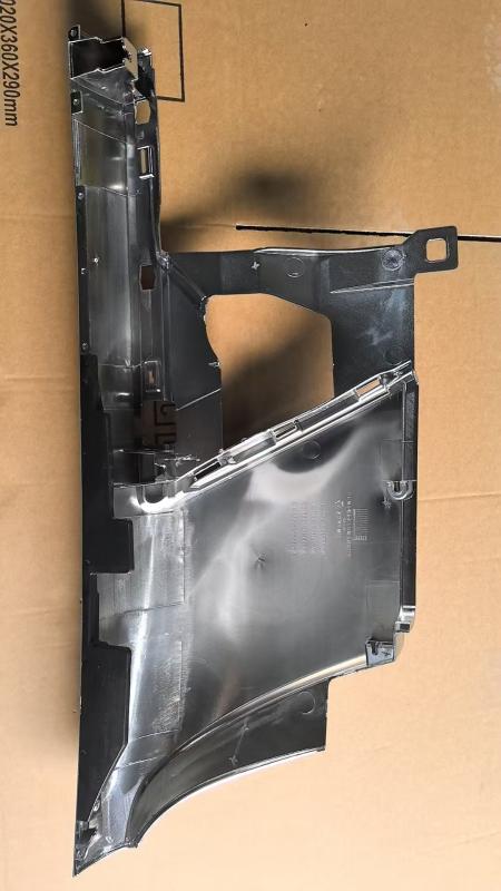 SIDE GUARD CHROME LH/RH - CA100158170/CA100158160 - 4