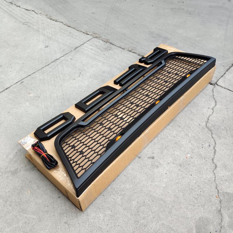 grille mesh with yellow lights and black stripe lights - FT-E15003-001 - 3