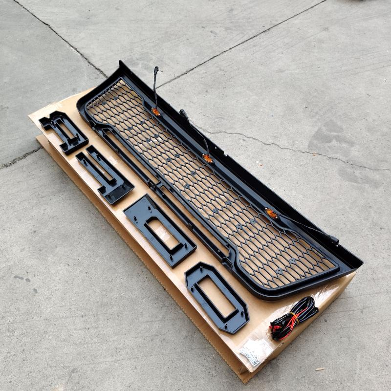grille mesh with yellow lights and black stripe lights - FT-E15003-001 - 5