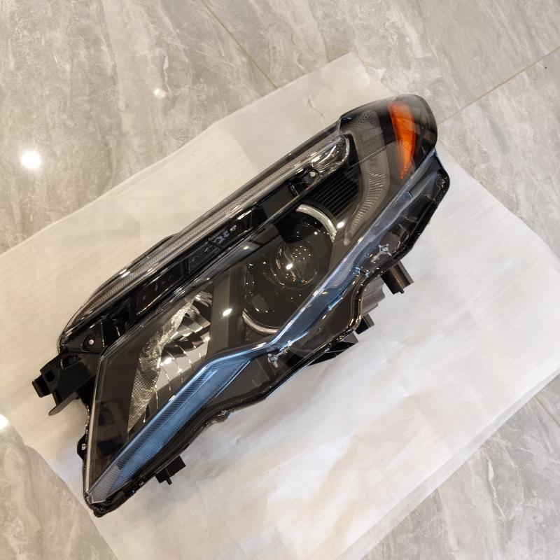 Halogen Headlights with LED Daytime Running Lights 4-Wire - 33150-TG7-A21 - 4