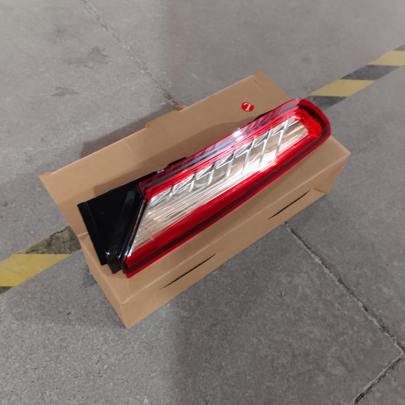 REAR LAMP REFLECTOR - DT1Z13477B/ DT1Z13476B - 4