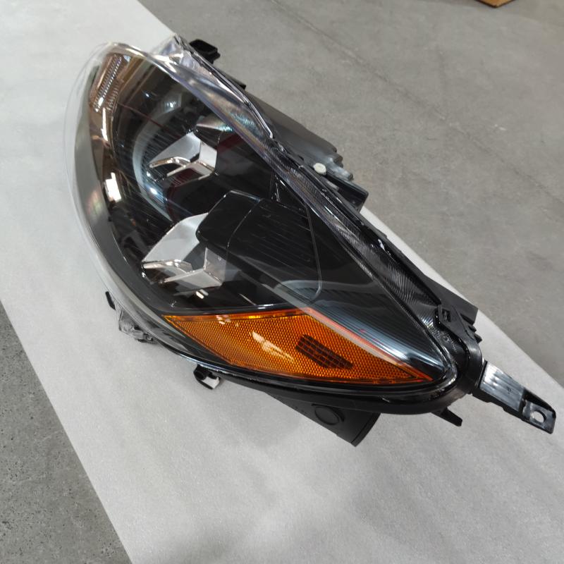 headlamp - LJ6Z13008A - 3