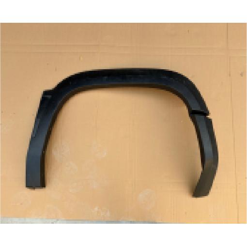 Right front fender trim assembly.