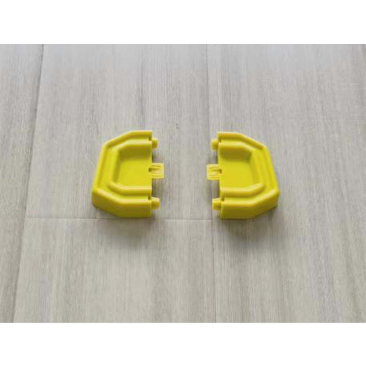 Front bumper trim - L F26-2803503 / R F26-2803504 - 2