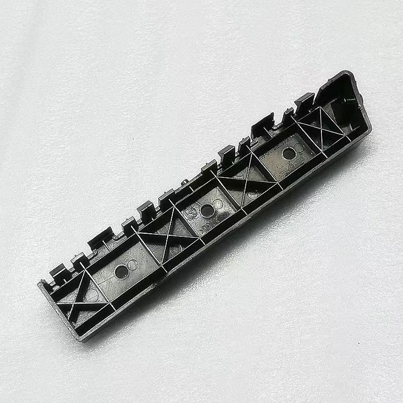 Front Bumper Bracket - L 2803727P4 / R 2803728P4 - 2