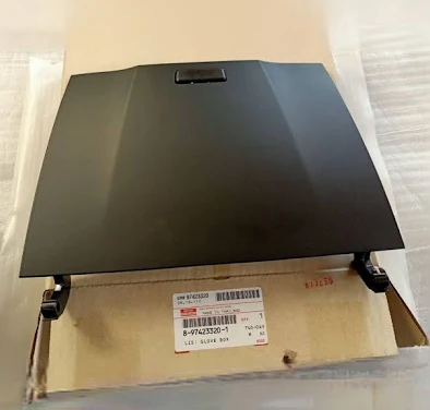 副驾驶侧手套箱盖 - 8-97423320-1/8974233201