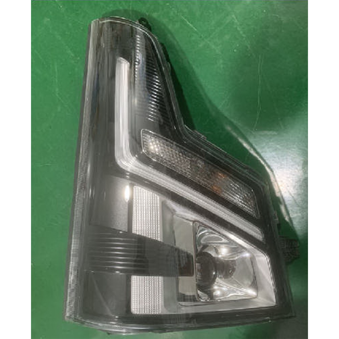 大灯总成 *高配*黑短杆 - L LN6-13006-CC / R LN6-13005-CC