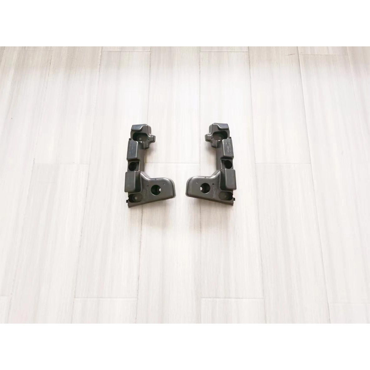 后杠支架总成 - L F26-2804530 / R F26-2804540