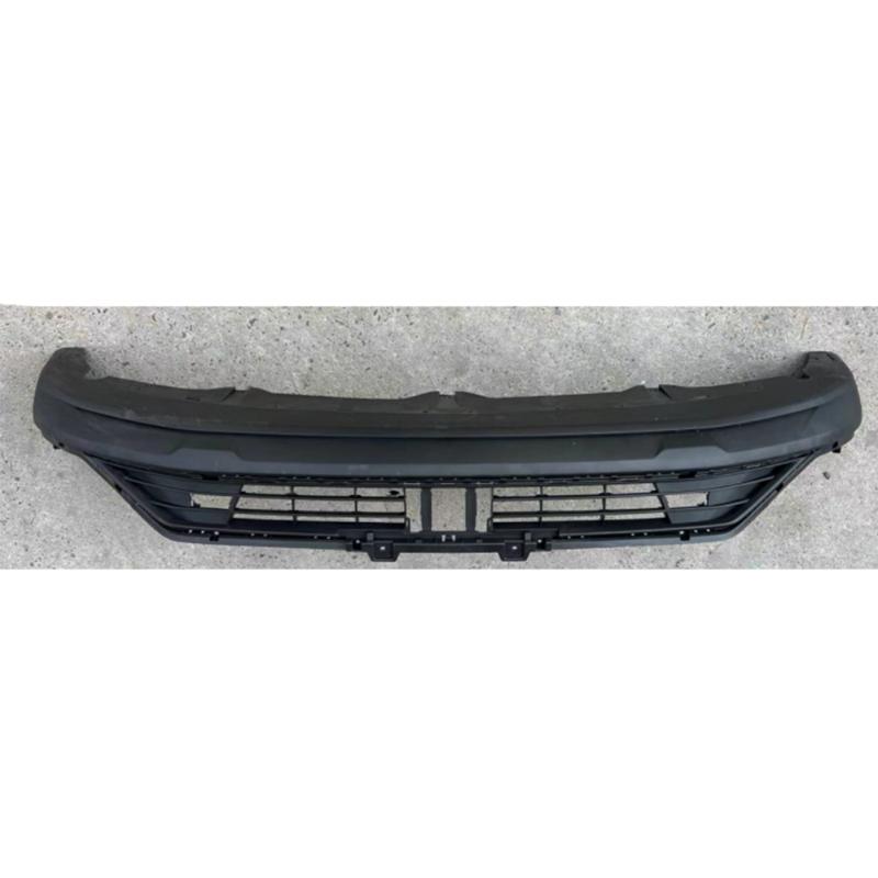 Lower section of the front bumper.