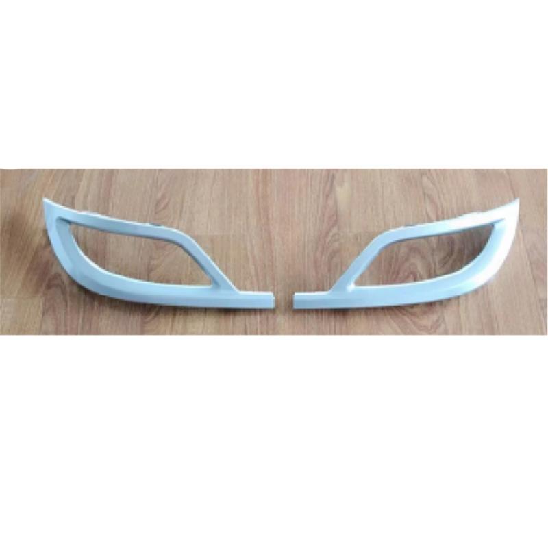 Rear fog light trim frame (silver)