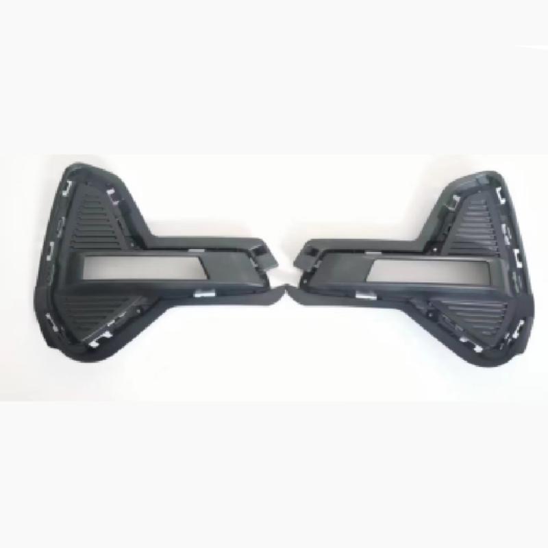 High-end fog light frame.
