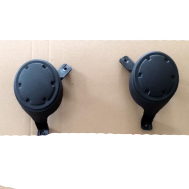 Fog light cover block.