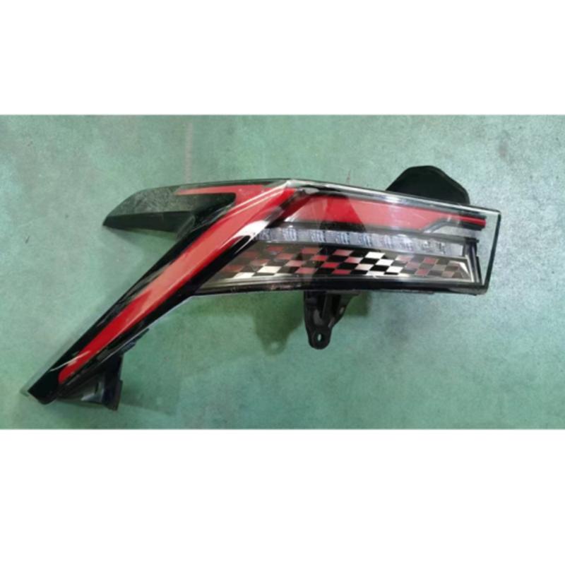 Rear-curved light (fixed section).