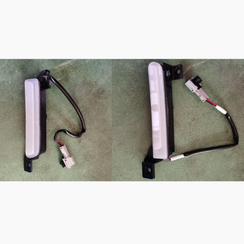 Front bumper light.