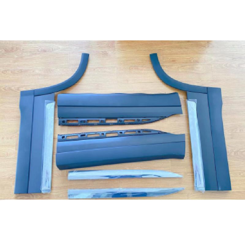 Door trim panel (rear)