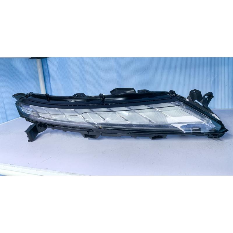 DAYTIME RUNNING LAMP