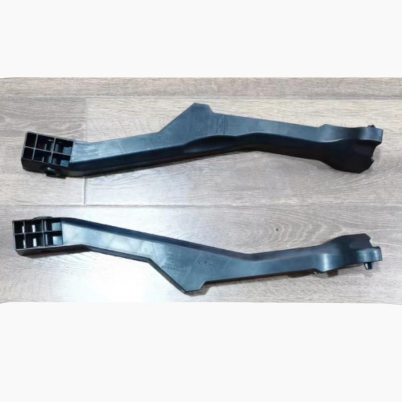 Protector panel mounting bracket (L/R).