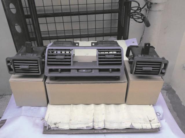DASHBOARD Air vents