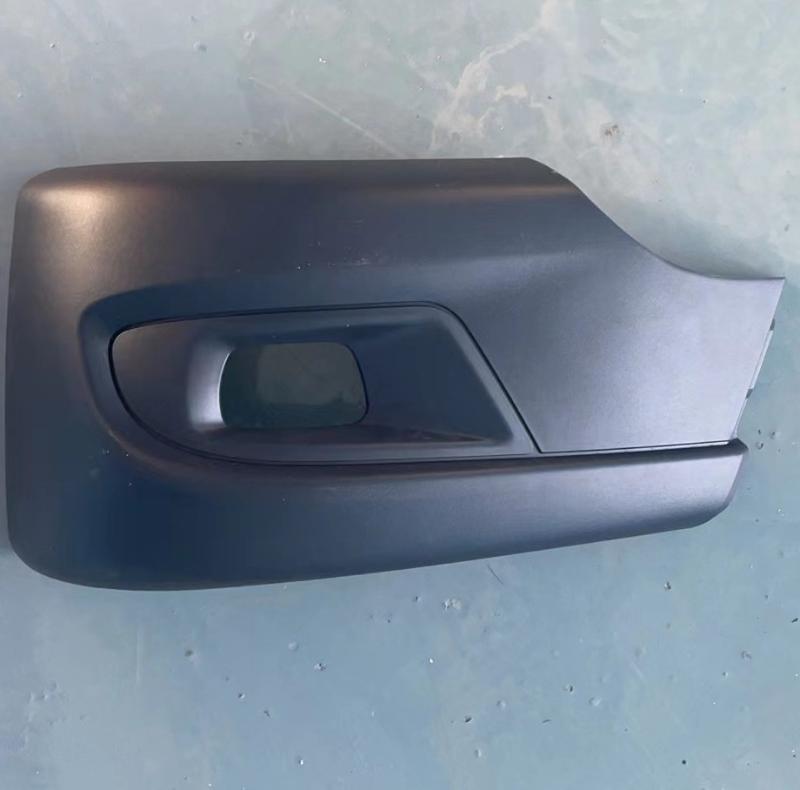 SIDE BUMPER RH
