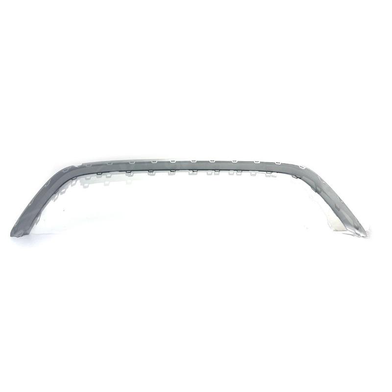 Rear bumper deflector trim panel