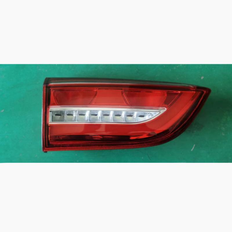 Rear lights – flat lights (white base).